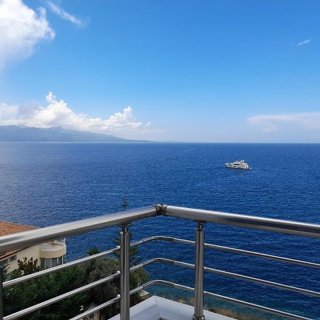 Seaside View Apartment Саранда Екстер'єр фото