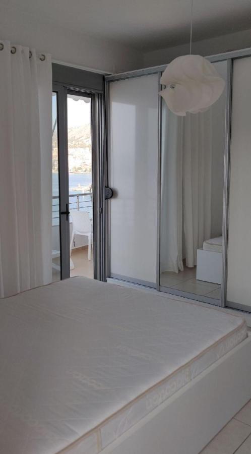 Seaside View Apartment Саранда Екстер'єр фото