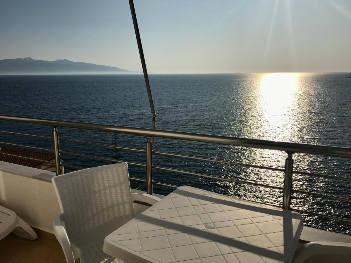 Seaside View Apartment Саранда Екстер'єр фото